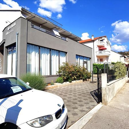 Apartments Ella شيبينيك المظهر الخارجي الصورة