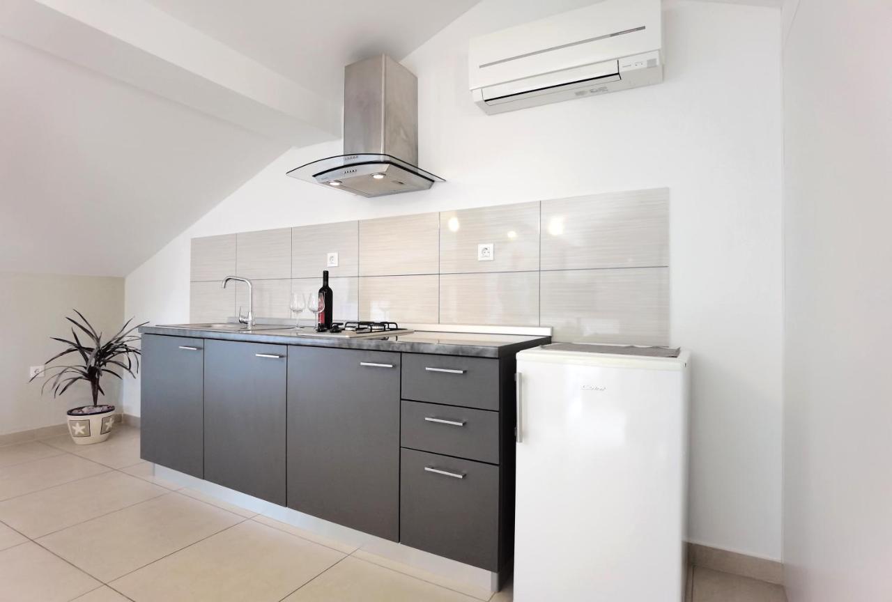 Apartments Ella شيبينيك المظهر الخارجي الصورة